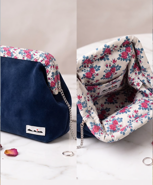BOLSO CLACK BRAVO ANTE AZUL MARINO CON FLORES AZULES